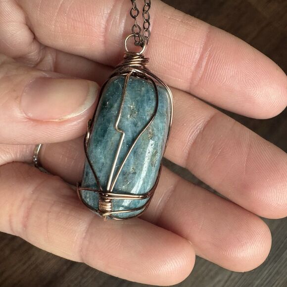 Blue Apatite Wire Wrapped Necklace Tumbled Gemstone Pendant Antiqued Brass - Picture 4 of 12